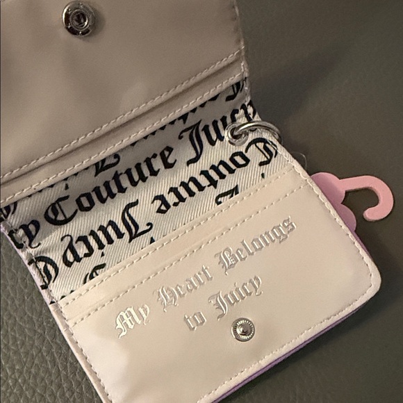 Juicy Couture Pink Key Holder - Picture 5 of 6